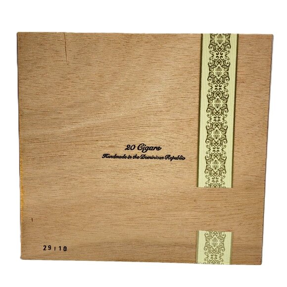 RARE Collectible Famous Private Selection 70th Anniv Edition La Aurora Cigar Box - Picture 10 of 10